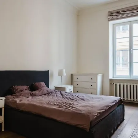 Apartment Miodowa Warschau