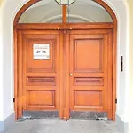 Miodowa Appartement *