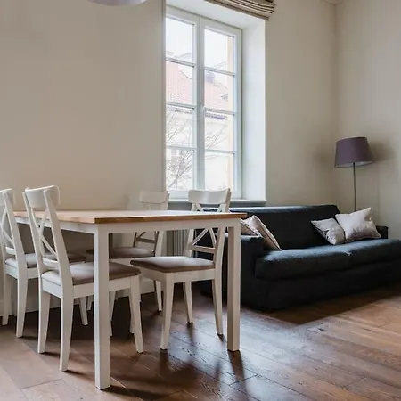 Miodowa Apartment