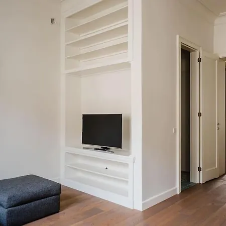 Miodowa Apartment *