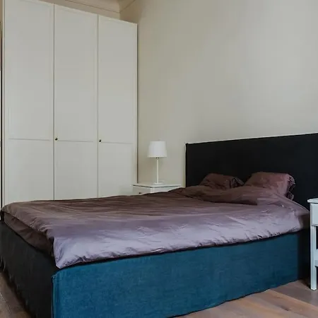 Miodowa Apartment *